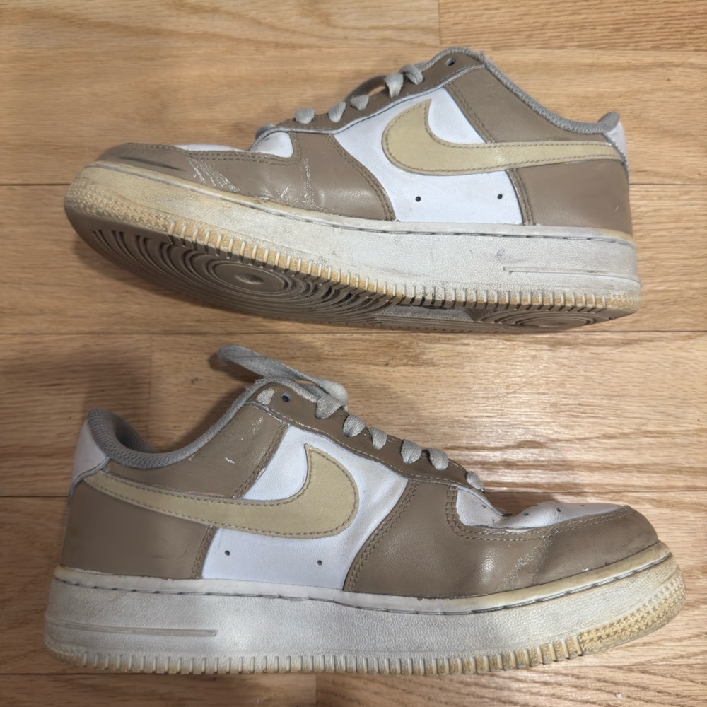 Nike women’s Air Force 1 shoes size 7 white, tan cream hand painted